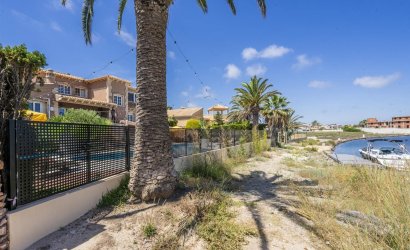 Herverkoop - Villa -
La Manga del Mar Menor - Costa Calida
