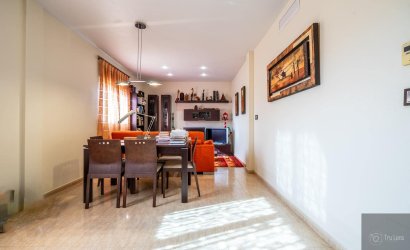 Herverkoop - Villa -
Torre Pacheco - Inland