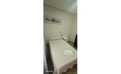 Revente - Apartment -
Torrevieja - PARQUE DE LAS NACIONES