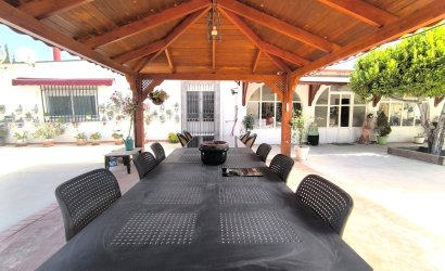 Revente - Villa -
Villena - Inland