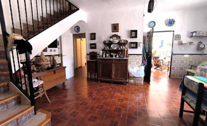 Revente - Villa -
Villena - Inland