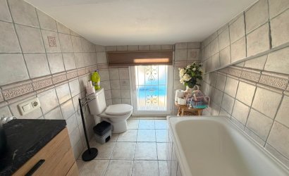 Revente - Villa -
Orihuela - Inland