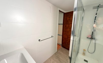 Revente - Villa -
Orihuela - Inland