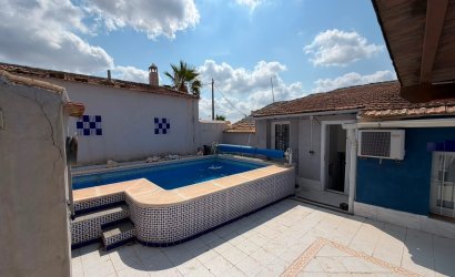 Revente - Villa -
Orihuela - Inland