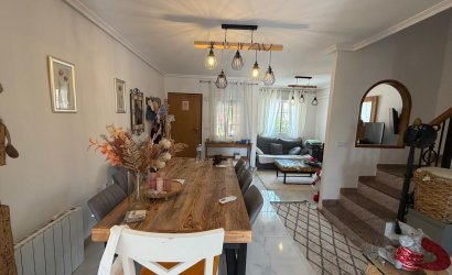 Herverkoop - Bungalow -
Torrevieja - Zona Los Frutales