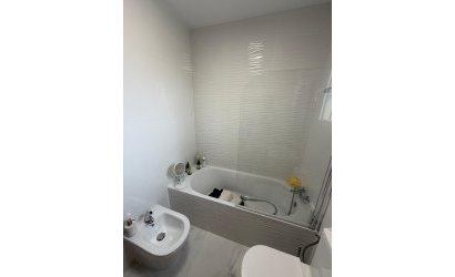 Herverkoop - Bungalow -
Torrevieja - Zona Los Frutales