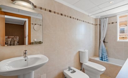 Herverkoop - Town House -
San Miguel de Salinas - Inland