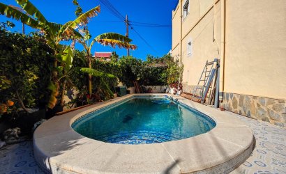 Herverkoop - Town House -
San Miguel de Salinas - Inland