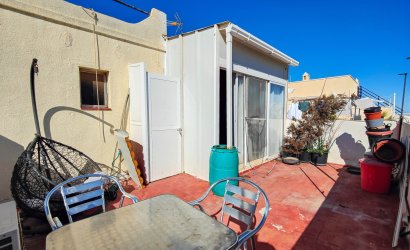 Herverkoop - Town House -
San Miguel de Salinas - Inland