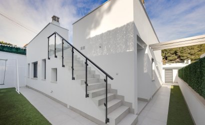 Herverkoop - Villa -
Pinar de Campoverde - Inland