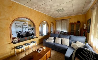 Herverkoop - Villa -
Albatera - Inland