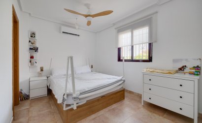 Reventa - Villa -
San Fulgencio - Costa Blanca