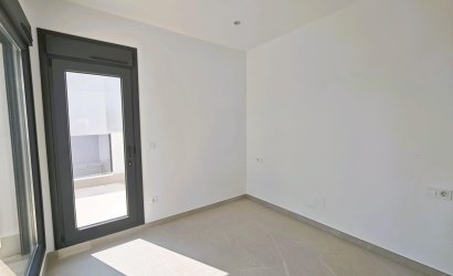 Reventa - Villa -
Los Alcazares - Dolores De Pacheco-santa Rosalía