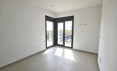 Reventa - Villa -
Los Alcazares - Dolores De Pacheco-santa Rosalía