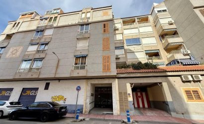 Revente - Apartment -
Torrevieja - Acequion