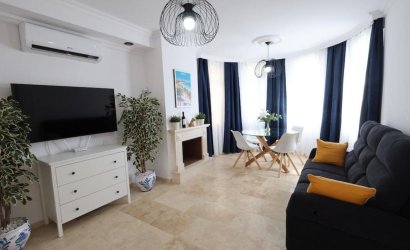 Resale - Villa -
Villamartin - Costa Blanca