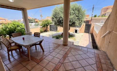 Revente - Villa -
Torrevieja - Aguas Nuevas