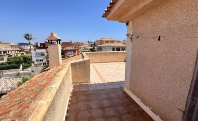 Revente - Villa -
Torrevieja - Aguas Nuevas