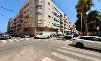 Revente - Apartment -
Torrevieja - Playa del Cura