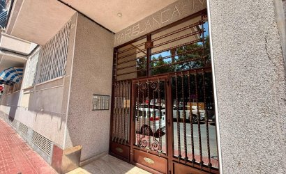 Revente - Apartment -
Torrevieja - Playa del Cura