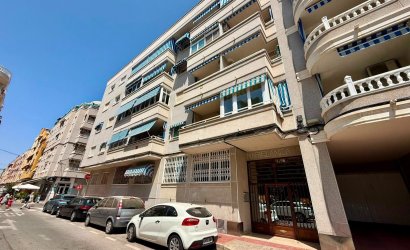Revente - Apartment -
Torrevieja - Playa del Cura