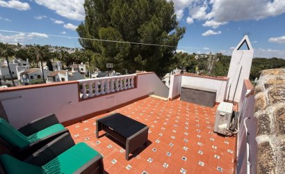 Herverkoop - Villa -
Orihuela - Inland