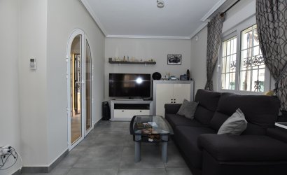 Resale - Villa -
Orihuela Costa - Costa Blanca