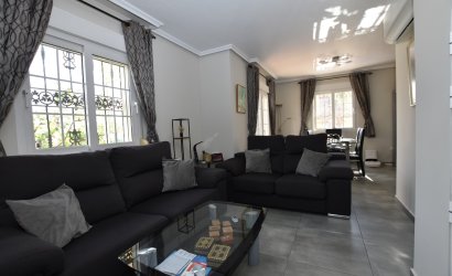 Resale - Villa -
Orihuela Costa - Costa Blanca