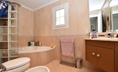 Resale - Villa -
Orihuela Costa - Costa Blanca