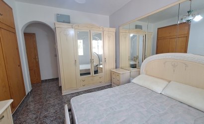 Revente - Villa -
Villamartin - Costa Blanca