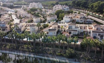 Herverkoop - Villa -
Orihuela Costa - Costa Blanca