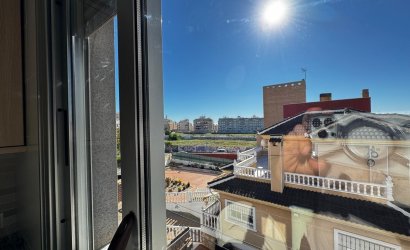 Herverkoop - Apartment -
Torrevieja - Playa del Cura