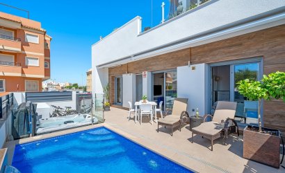 Reventa - Town House -
Formentera del Segura - Costa Blanca