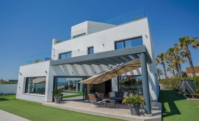 Herverkoop - Villa -
La Manga del Mar Menor - Costa Calida