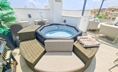 Resale - Villa -
Villamartin - Costa Blanca