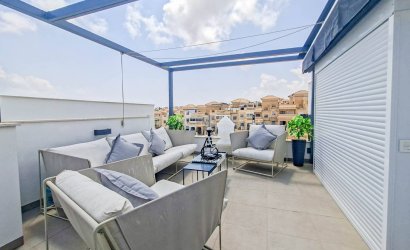 Resale - Villa -
Villamartin - Costa Blanca