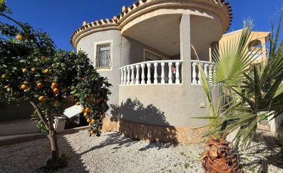 Reventa - Villa -
Orihuela Costa - Playa Flamenca
