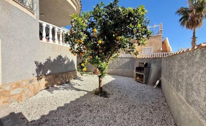 Reventa - Villa -
Orihuela Costa - Playa Flamenca