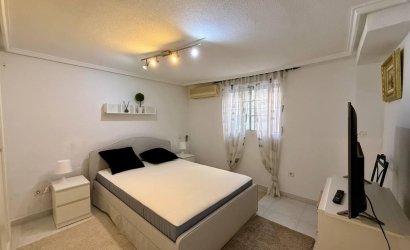 Reventa - Villa -
Orihuela Costa - Playa Flamenca