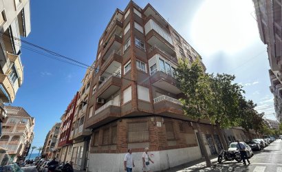 Revente - Apartment -
Torrevieja - Estacion De Autobuses