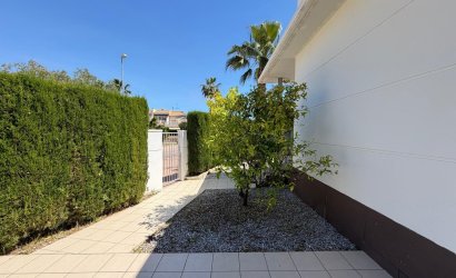 Reventa - Villa -
Ciudad Quesada - Dona Pepa