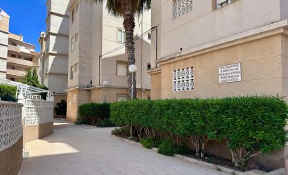 Reventa - Apartment -
Torrevieja - Habaneras