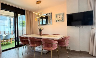 Revente - Villa -
Torrevieja - Aguas Nuevas