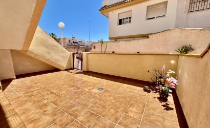 Revente - Apartment -
La Zenia - Costa Blanca