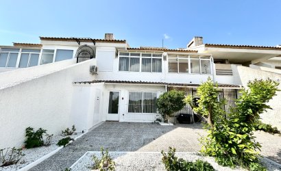 Herverkoop - Apartment -
Villamartin - Costa Blanca