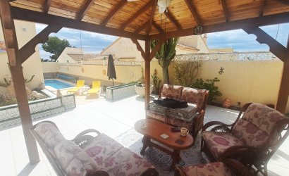 Herverkoop - Villa -
Villamartin - Costa Blanca