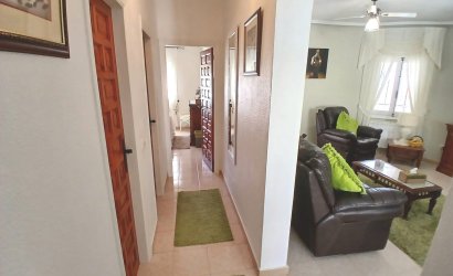 Herverkoop - Villa -
Villamartin - Costa Blanca