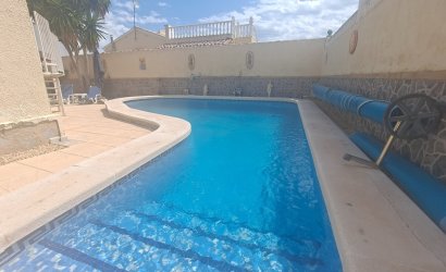 Herverkoop - Villa -
Villamartin - Costa Blanca