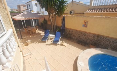 Herverkoop - Villa -
Villamartin - Costa Blanca