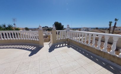 Herverkoop - Villa -
Villamartin - Costa Blanca